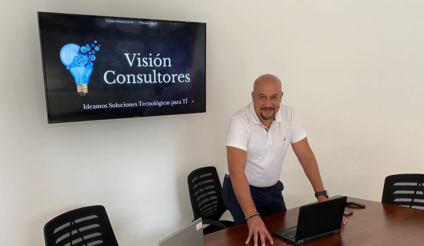 Foto del Salón de reuniones de Visión Consultores Empresa que se dedica a la Asesoría y Consultoría en Temas de Tecnología y Marketing Digital en Guatemala